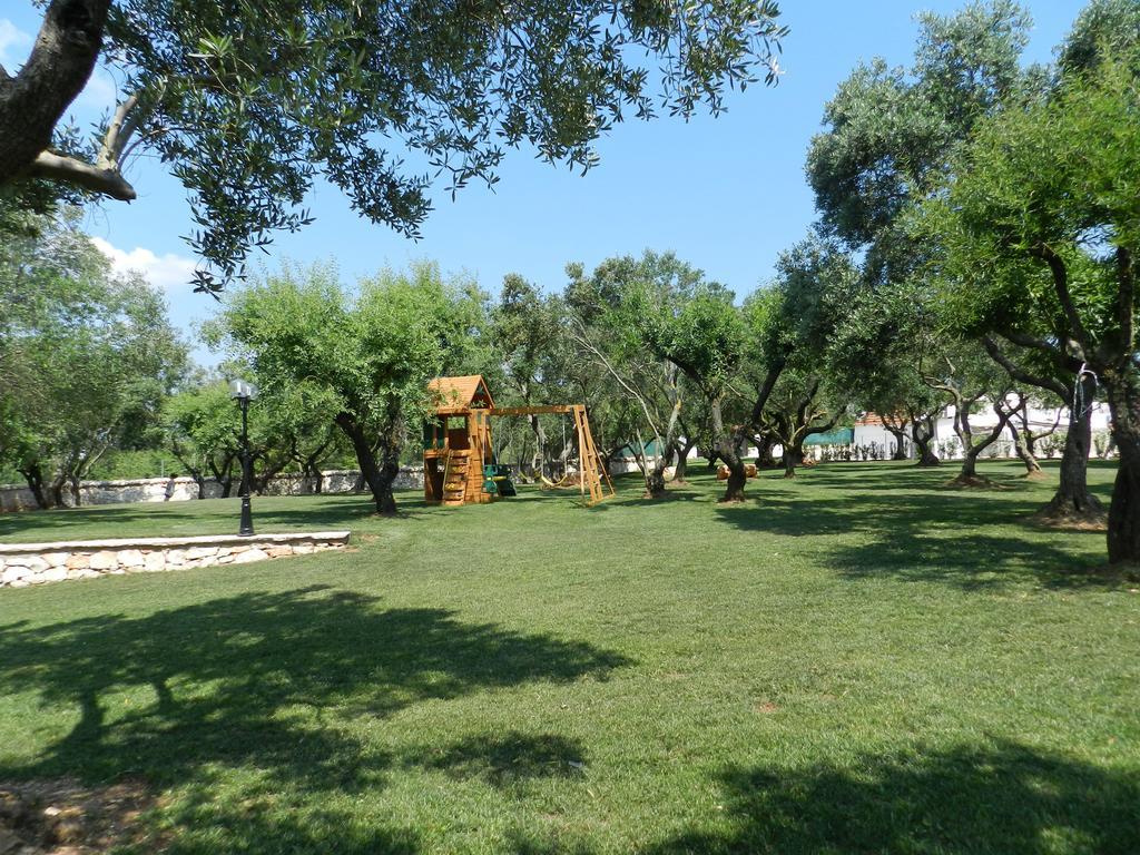 I Trulli Del Nonno Michele Guest House Alberobello Ngoại thất bức ảnh